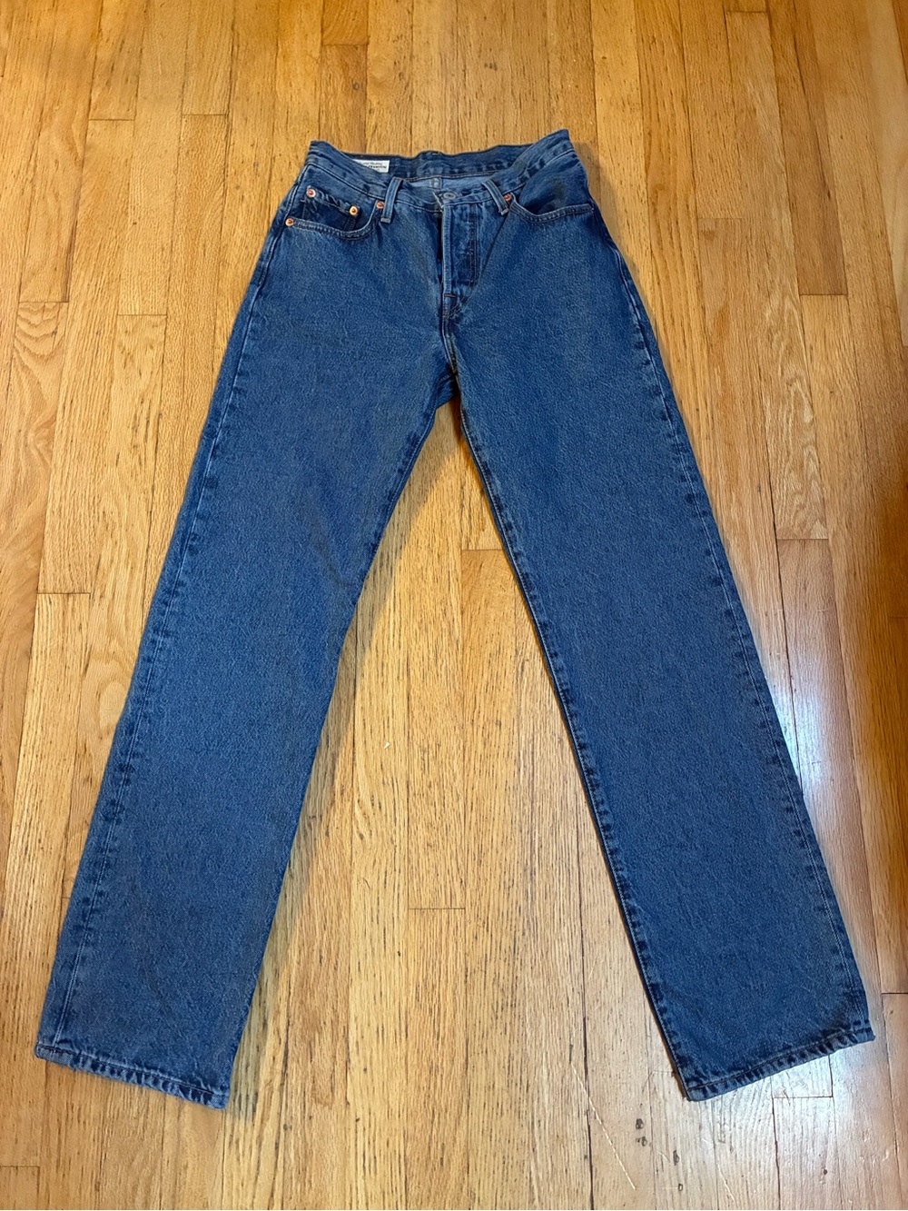 Levi's Women's 501 90’s Straight-Leg Jeans in Indigo Blue. Size 24!